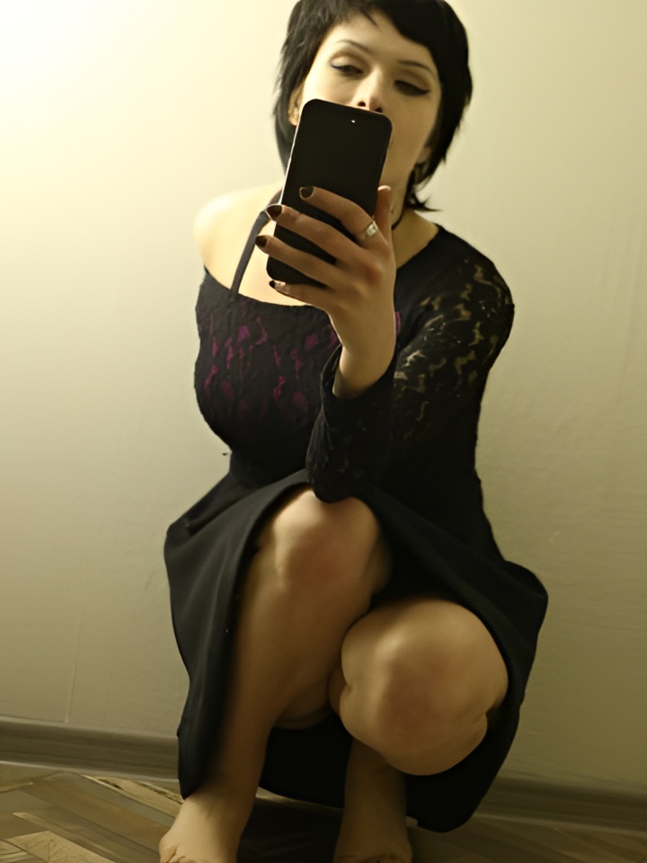 Виктория привлекальеная девушка из Зерноград цена от 1500 руб