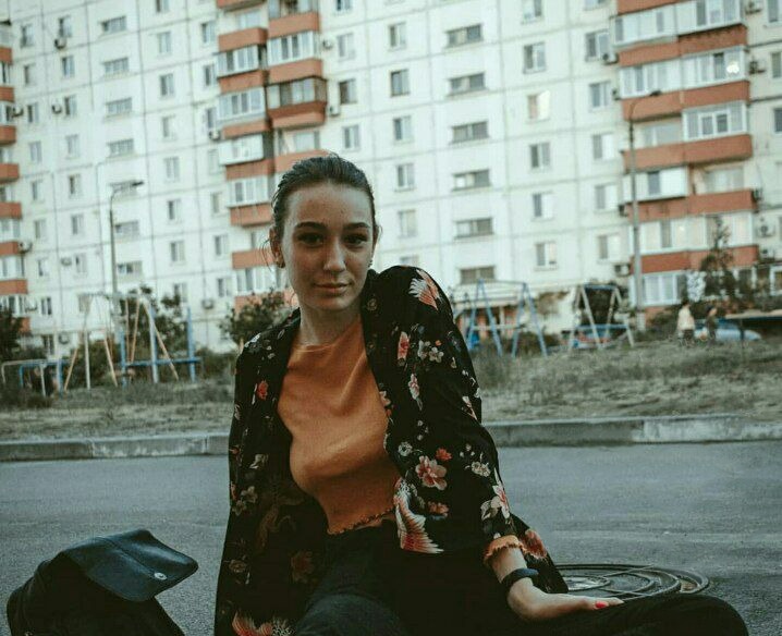 Лизка привлекальеная девушка из Зерноград цена от 3000 руб