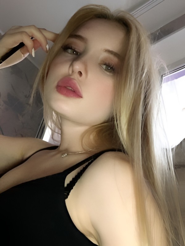 Адель привлекательная девушка из Зерноград цена от 2500 руб