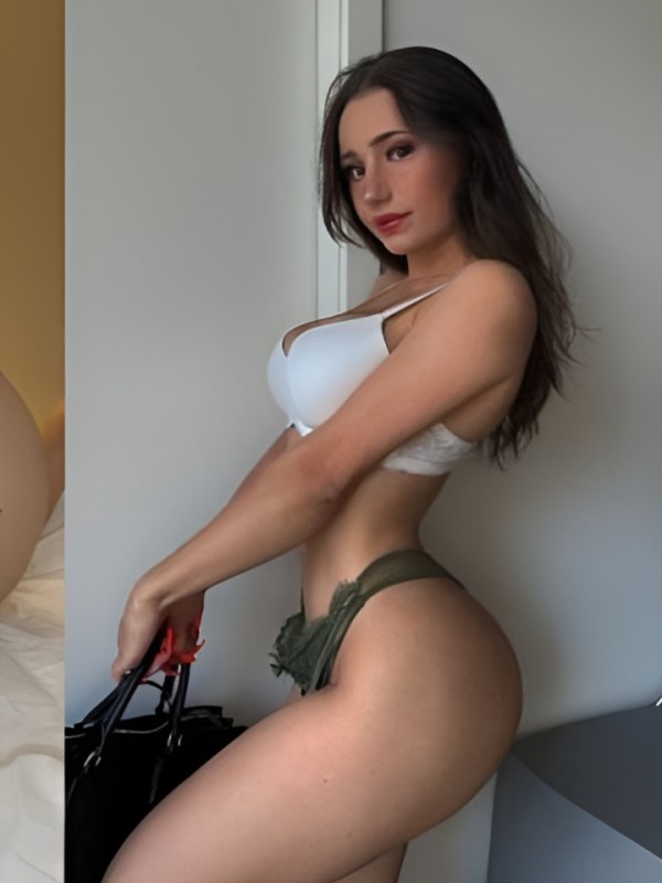 Алена привлекательная девушка из Зерноград цена от 1500 руб