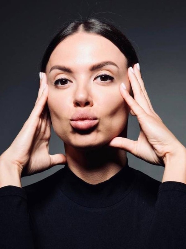 Мира привлекательная девушка из Зерноград цена от 3000 руб